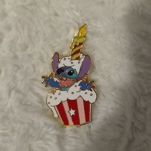 Disney trading pin